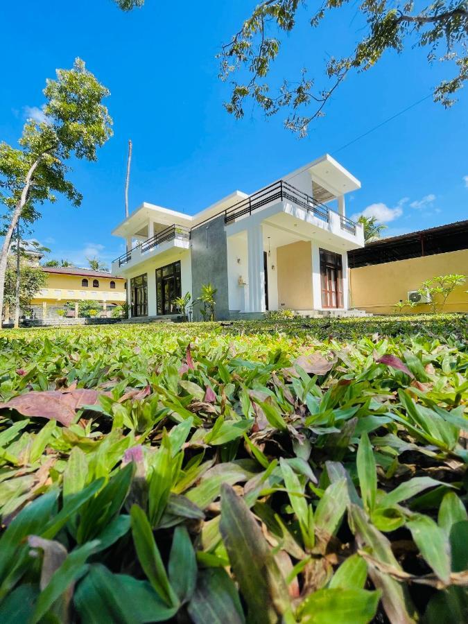 Yehen'S Villa Unawatuna Ngoại thất bức ảnh