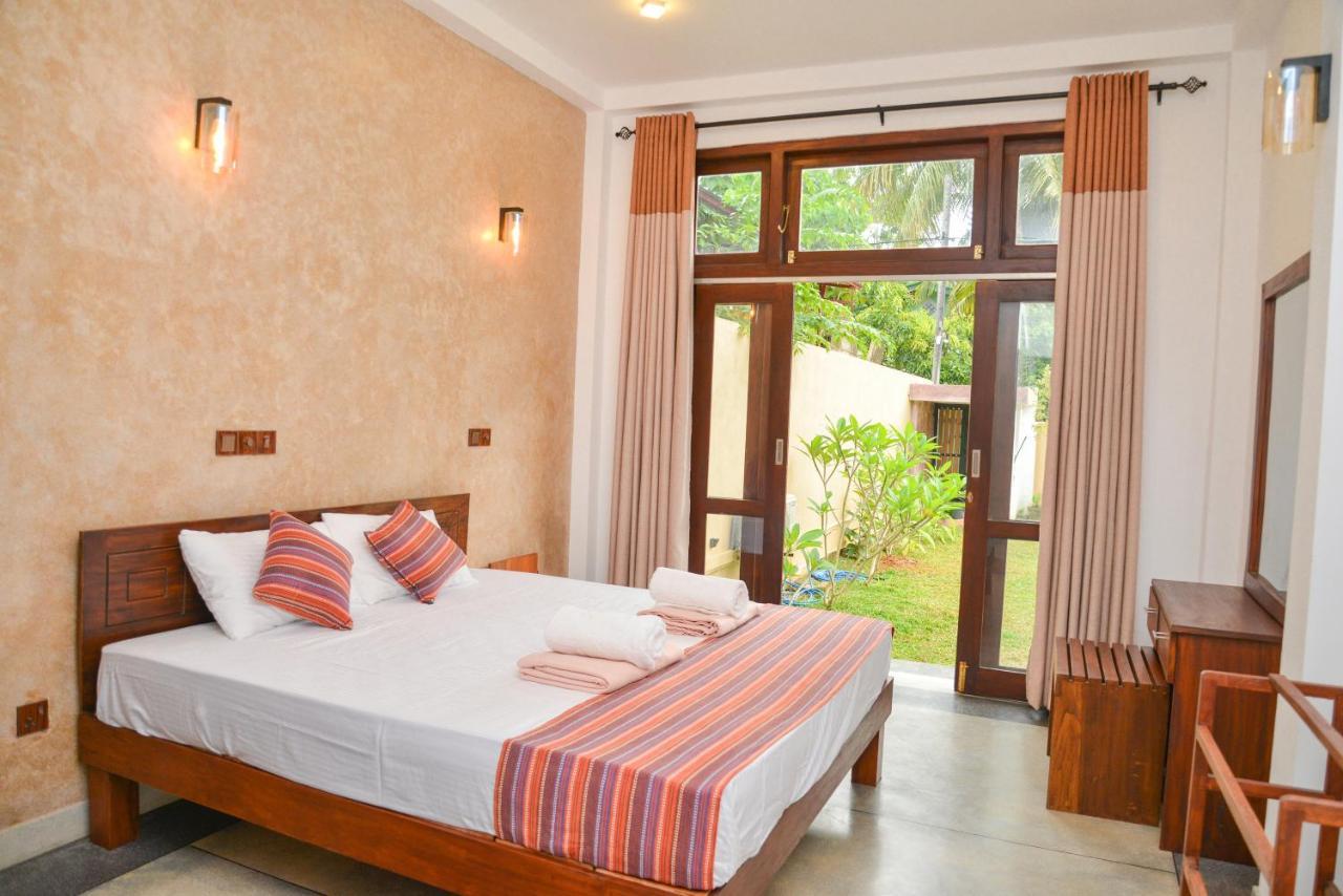 Yehen'S Villa Unawatuna Ngoại thất bức ảnh